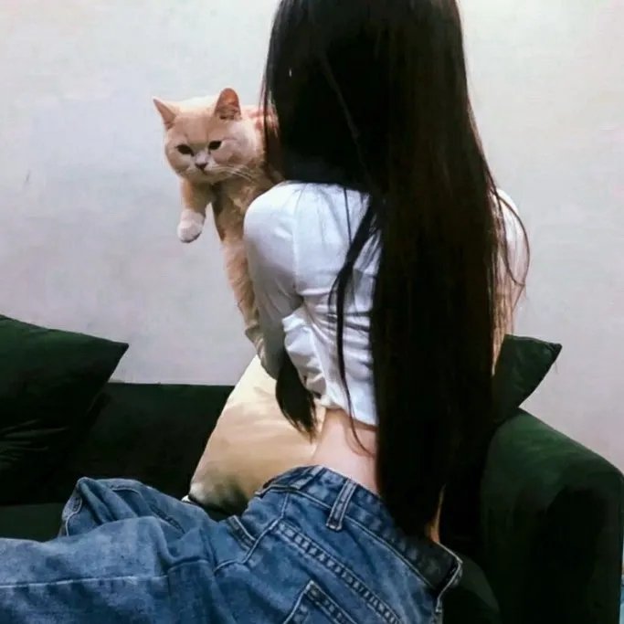 奔跑的修女